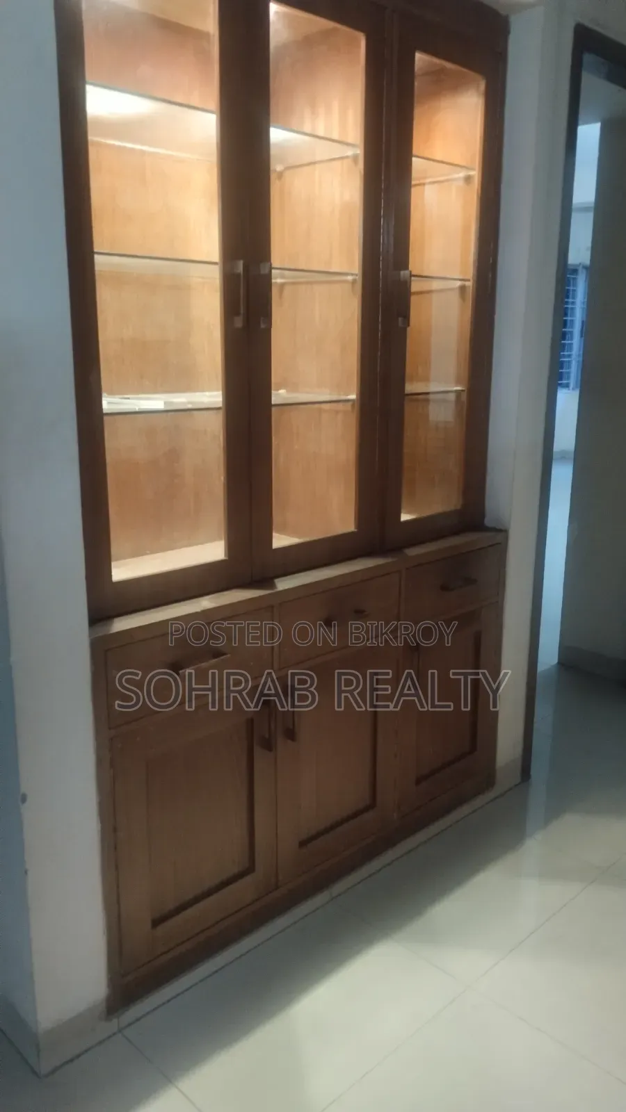 4bdrm Apartment in Sohrab Realty, Uttara for Sale