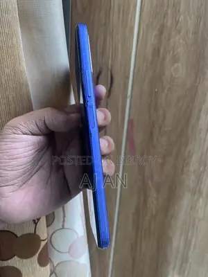 Vivo Y21 64 GB Blue