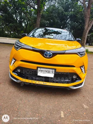 Toyota C-Hr LE FWD 2019 Yellow