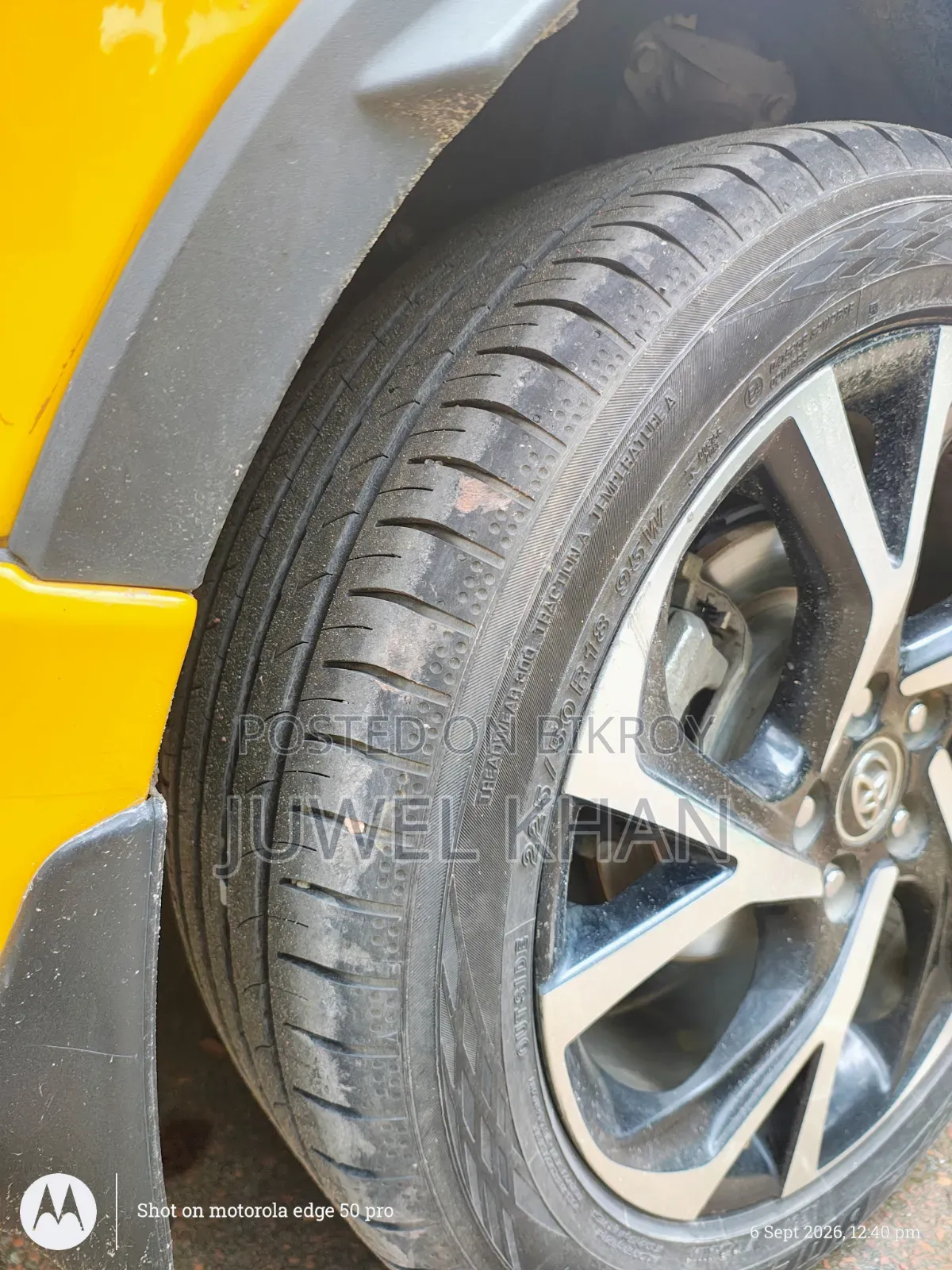 Toyota C-Hr LE FWD 2019 Yellow