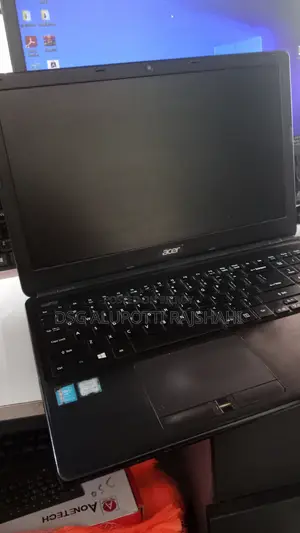 Laptop Acer AcerNote 4GB Intel Core I3 SSD 128GB