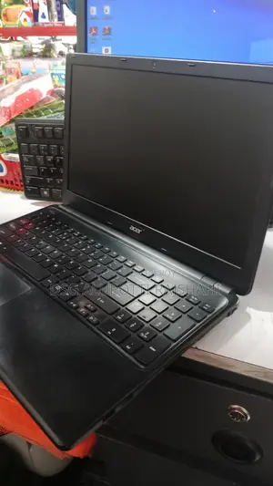 Laptop Acer AcerNote 4GB Intel Core I3 SSD 128GB