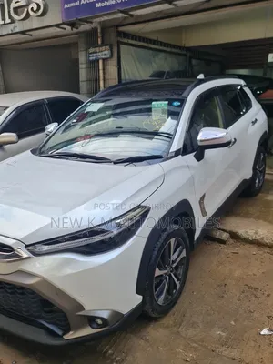 Toyota Corolla Cross 2023 Pearl