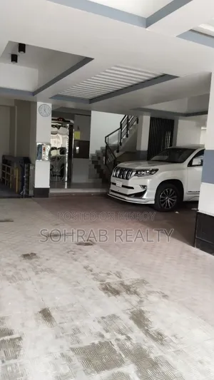 4bdrm Apartment in Sohrab Realty, Uttara for Sale