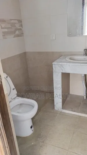 4bdrm Apartment in Sohrab Realty, Uttara for Sale