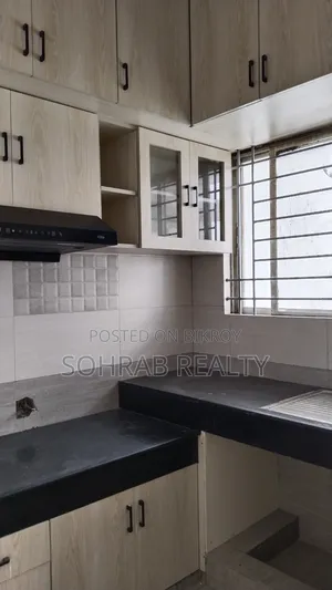 4bdrm Apartment in Sohrab Realty, Uttara for Sale