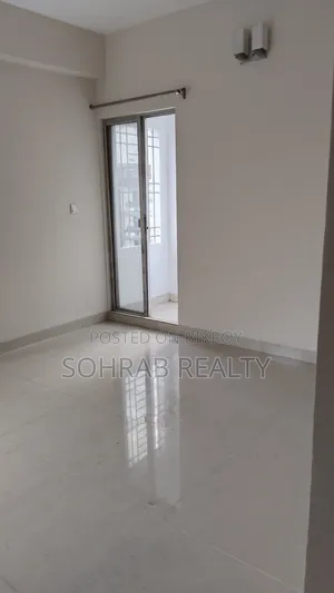 4bdrm Apartment in Sohrab Realty, Uttara for Sale