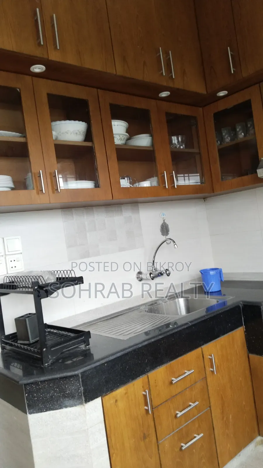 4bdrm Apartment in Sohrab Realty, Uttara for Sale