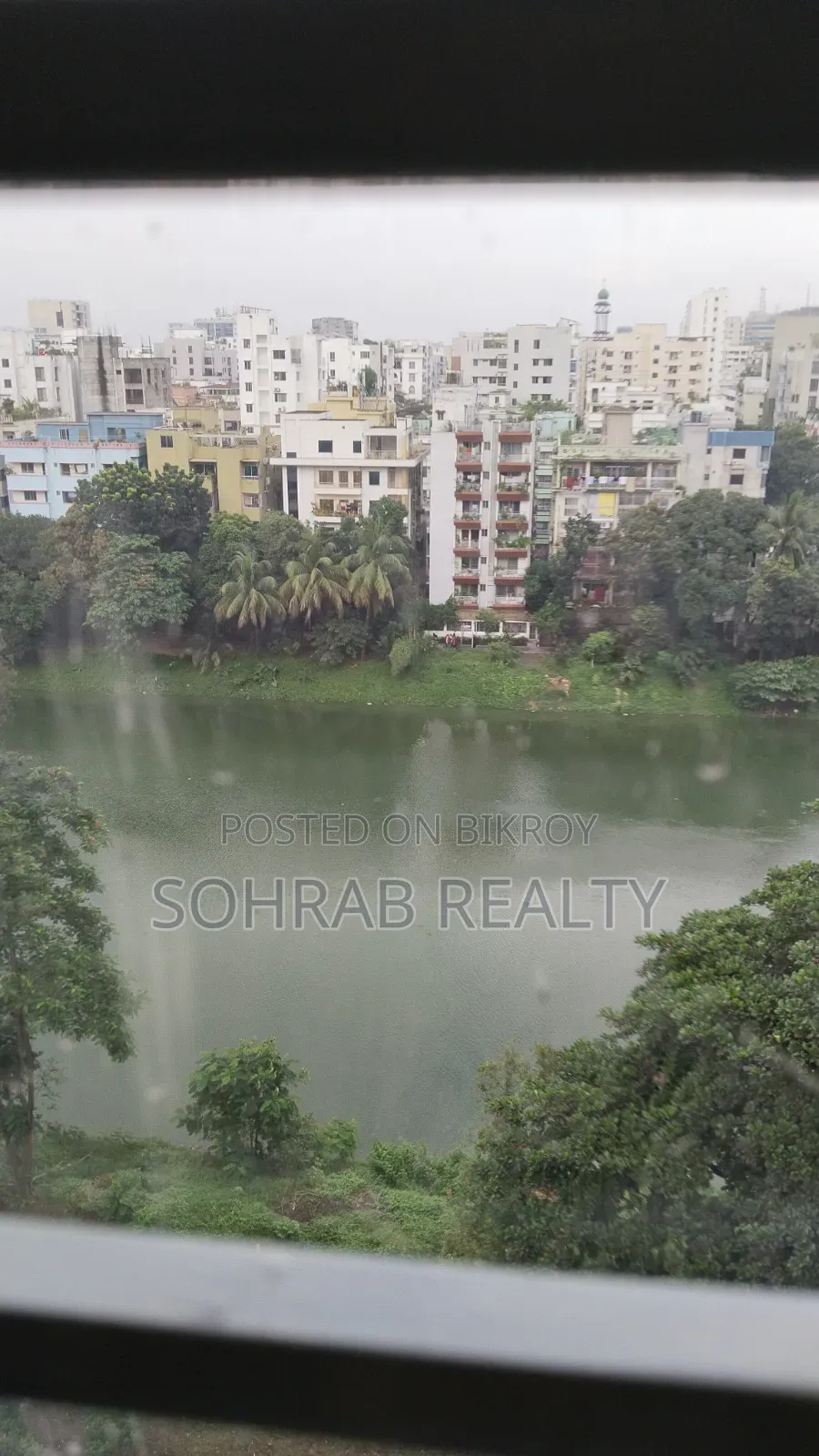 4bdrm Apartment in Sohrab Realty, Uttara for Sale