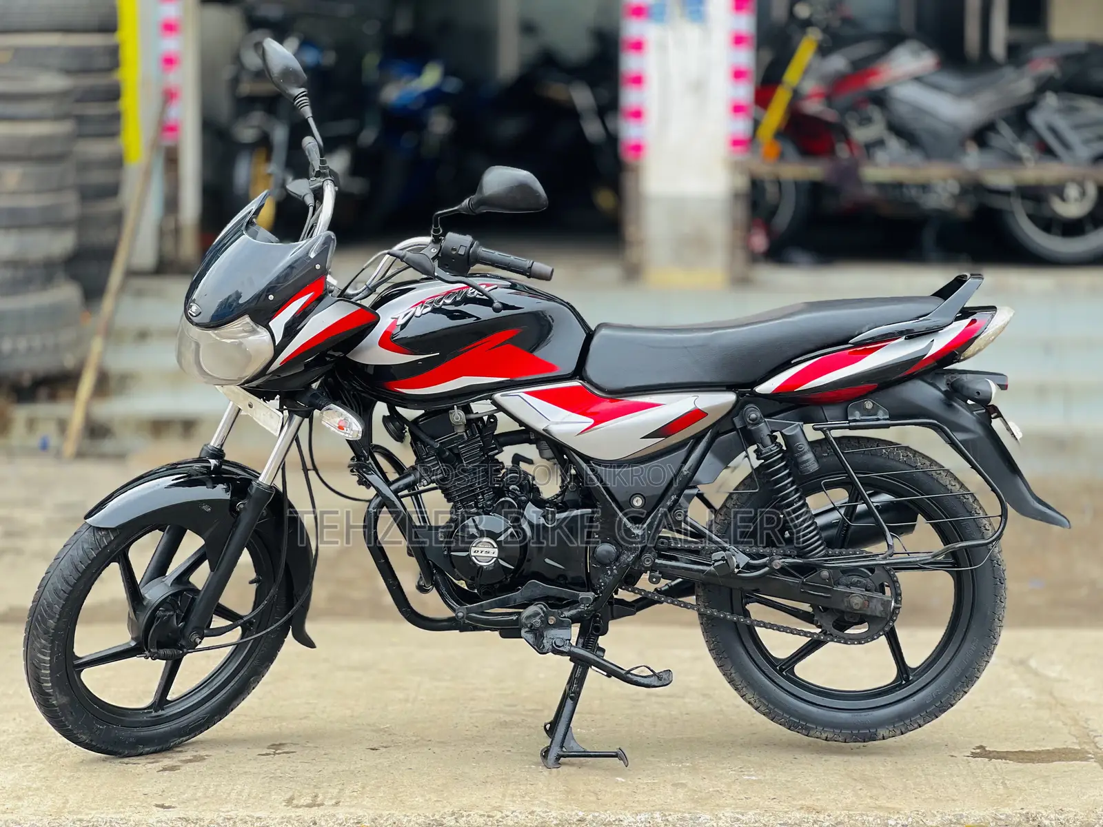 Bajaj Discover 100 2018 Black