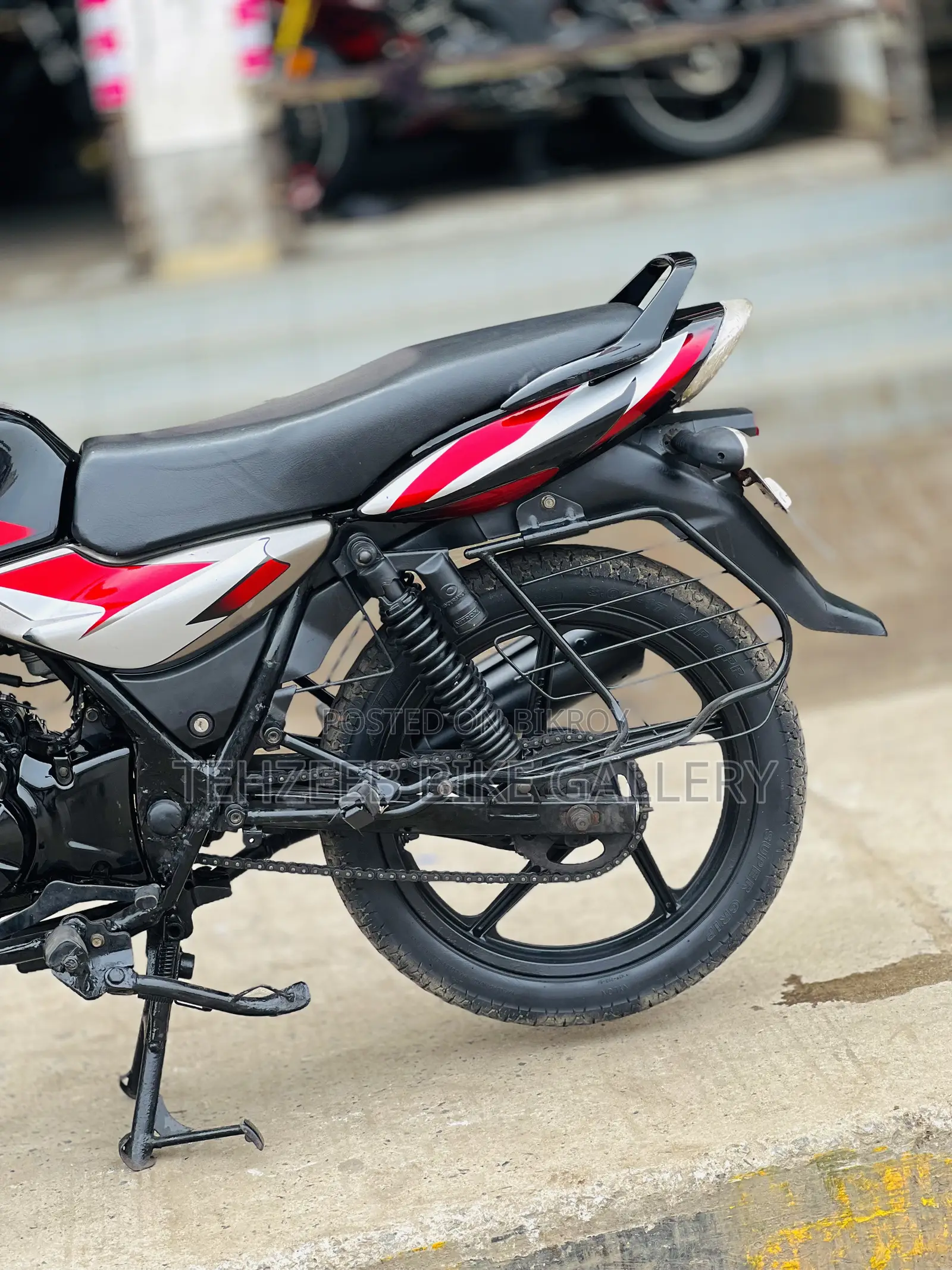 Bajaj Discover 100 2018 Black