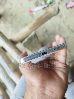 Vivo iQOO 256 GB Orange