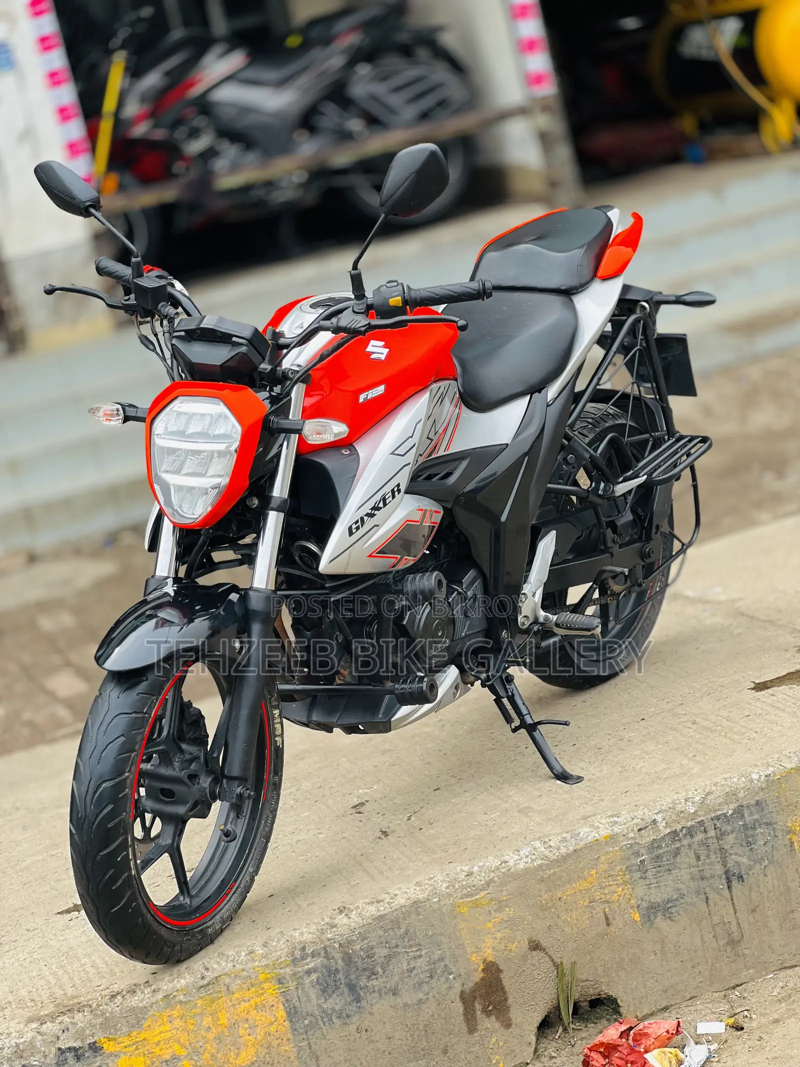 Suzuki Gixxer 2024 Orange
