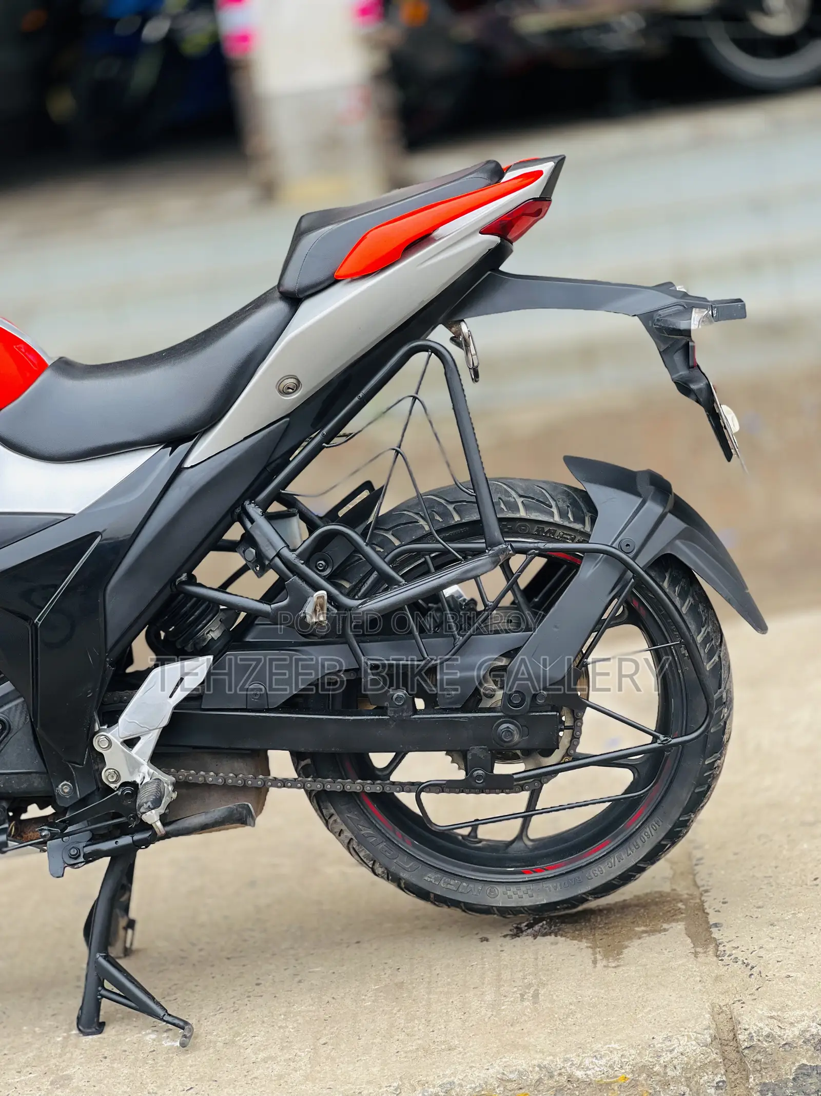 Suzuki Gixxer 2024 Orange