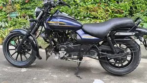 বাজাজ এভেঞ্জার ১৫০ স্ট্রিট ২০১৭ নীল