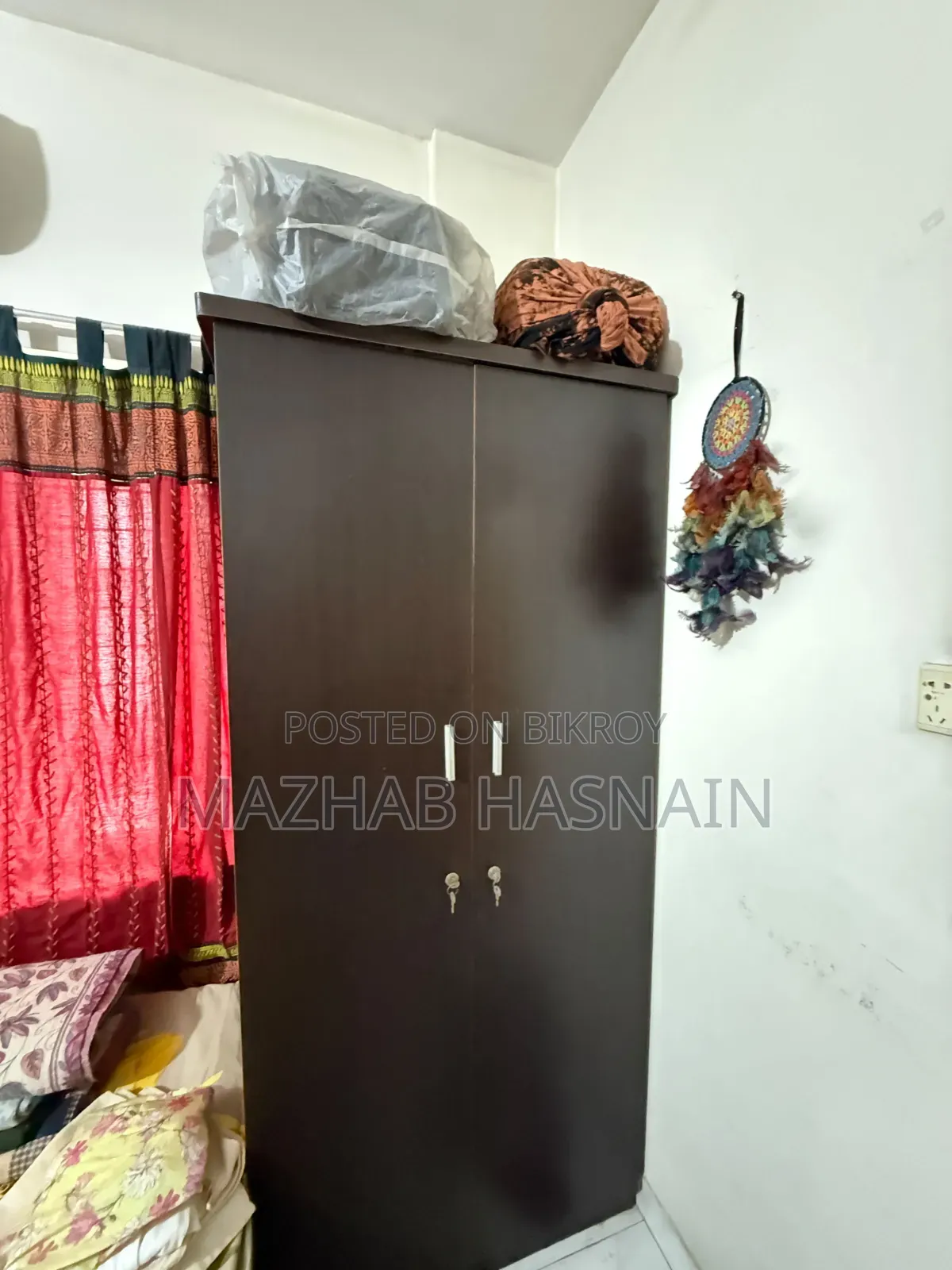 দুই পল্লার আলমারি