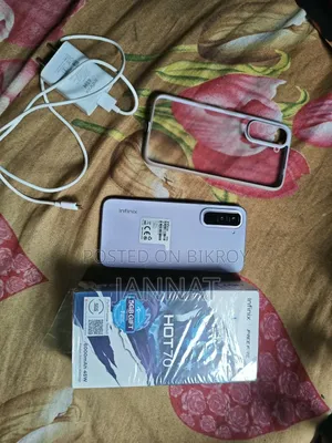 Infinix Hot 70 128 GB Purple