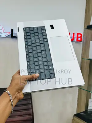 Laptop HP Envy X360 15z 32GB Intel Core Ultra 7 SSD 512GB