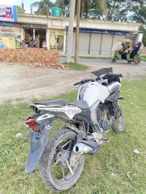 Yamaha Fazer V2 2020 White