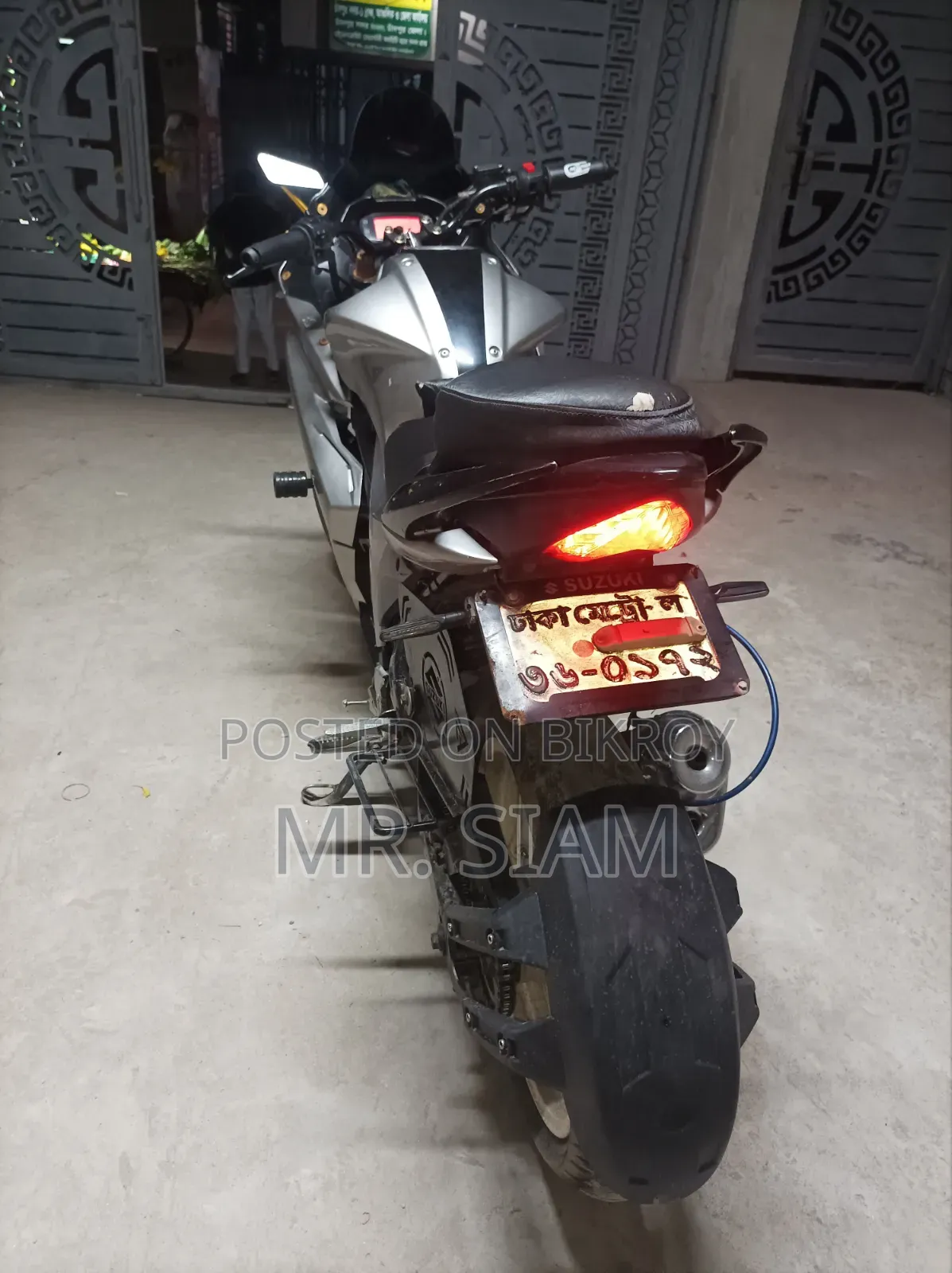 Suzuki Gixxer SF 2018 Silver