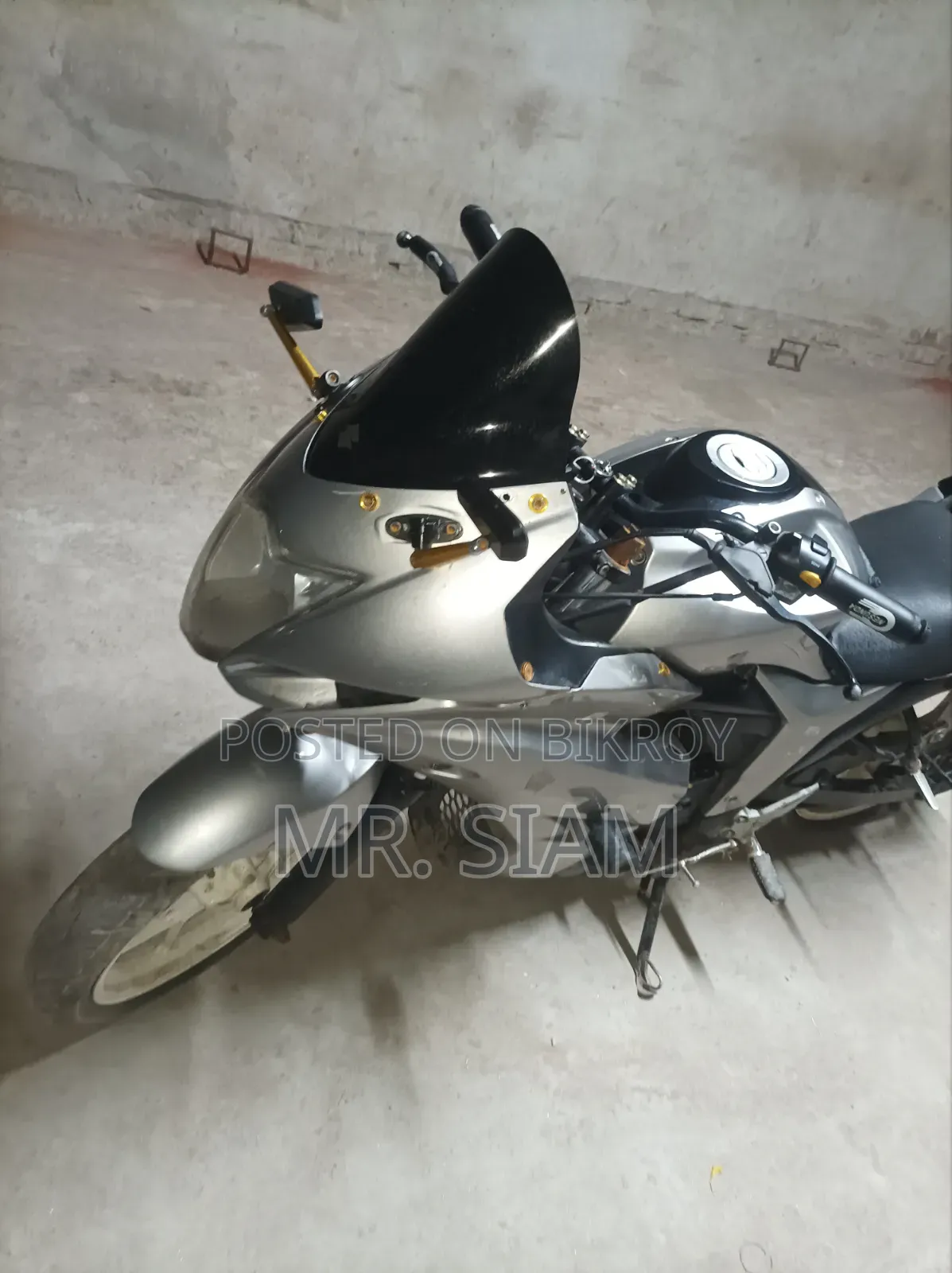 Suzuki Gixxer SF 2018 Silver