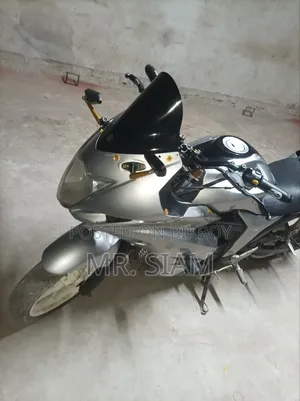 Suzuki Gixxer SF 2018 Silver