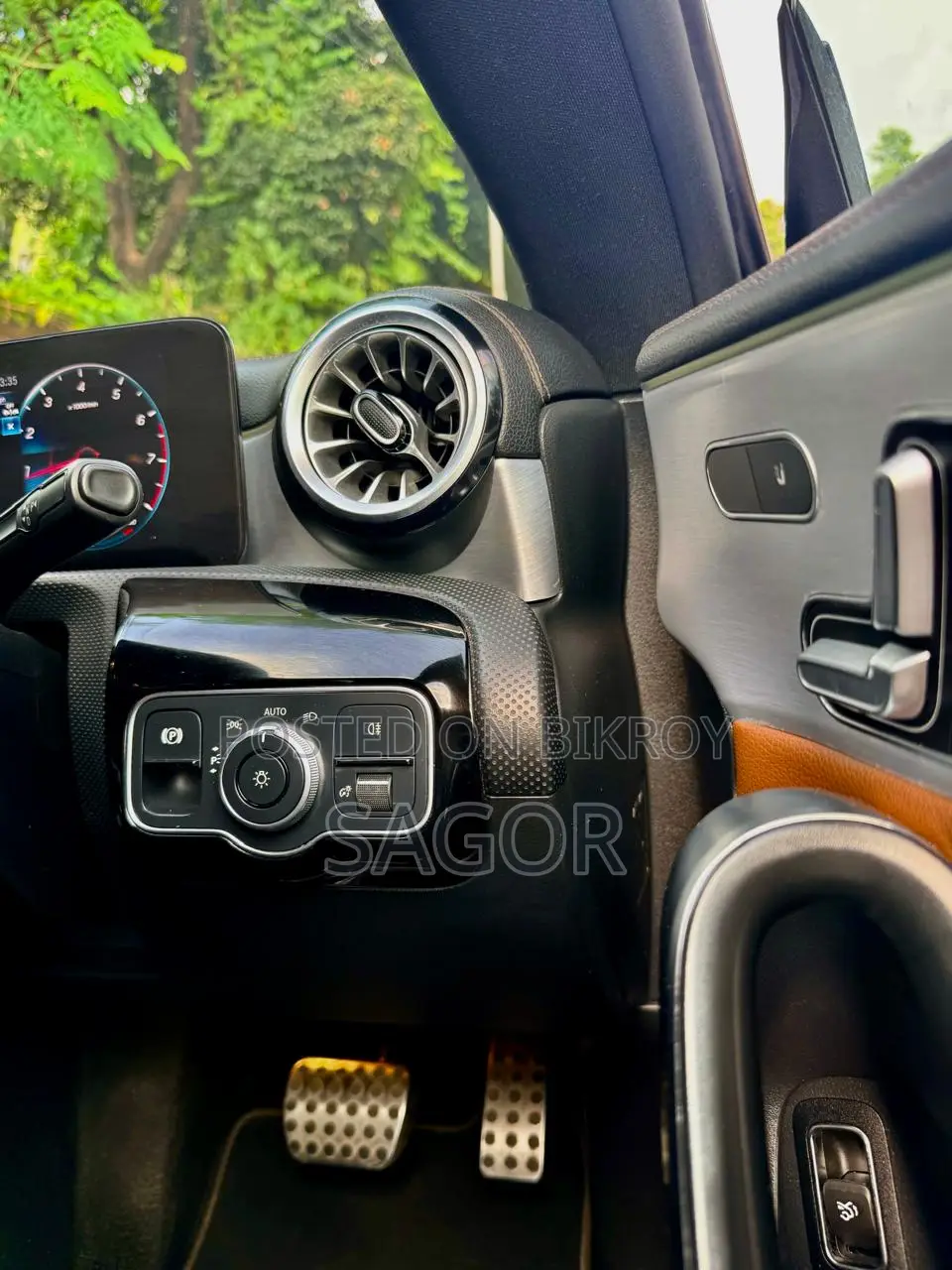 Mercedes-Benz CLA-Class CLA 200 Sedan 2021 Blue