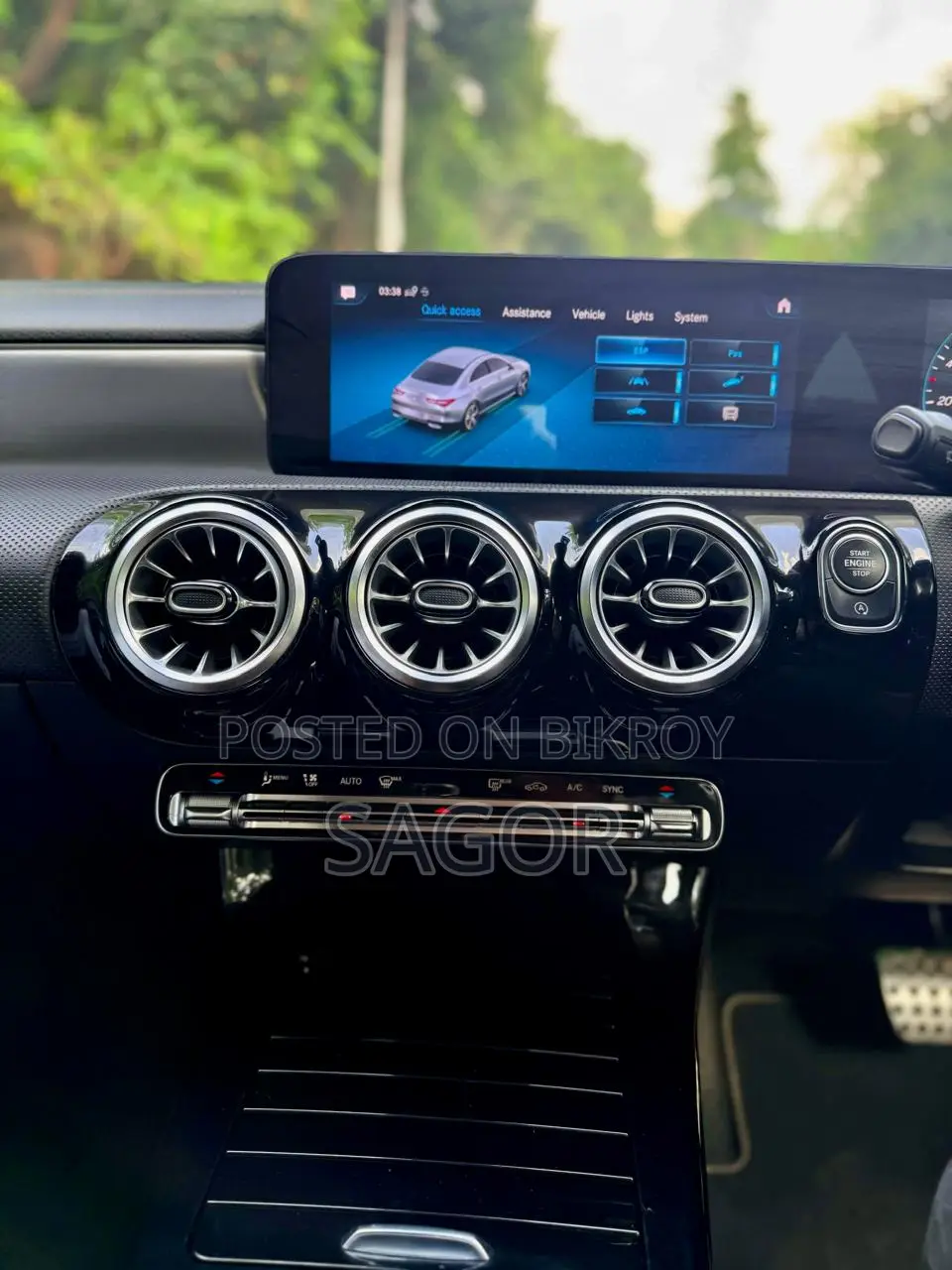 Mercedes-Benz CLA-Class CLA 200 Sedan 2021 Blue