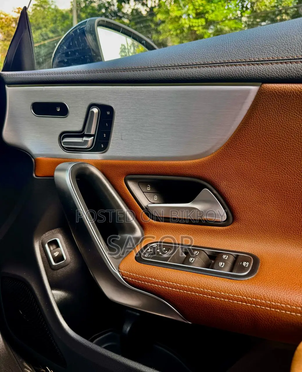 Mercedes-Benz CLA-Class CLA 200 Sedan 2021 Blue