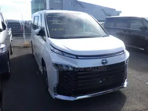 Toyota Voxy 2022 Pearl