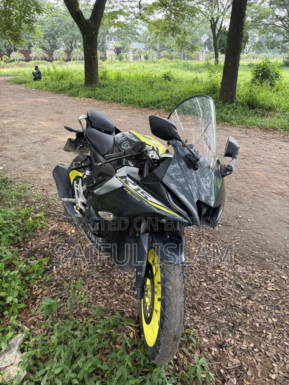 Yamaha R15M 2023 Gray