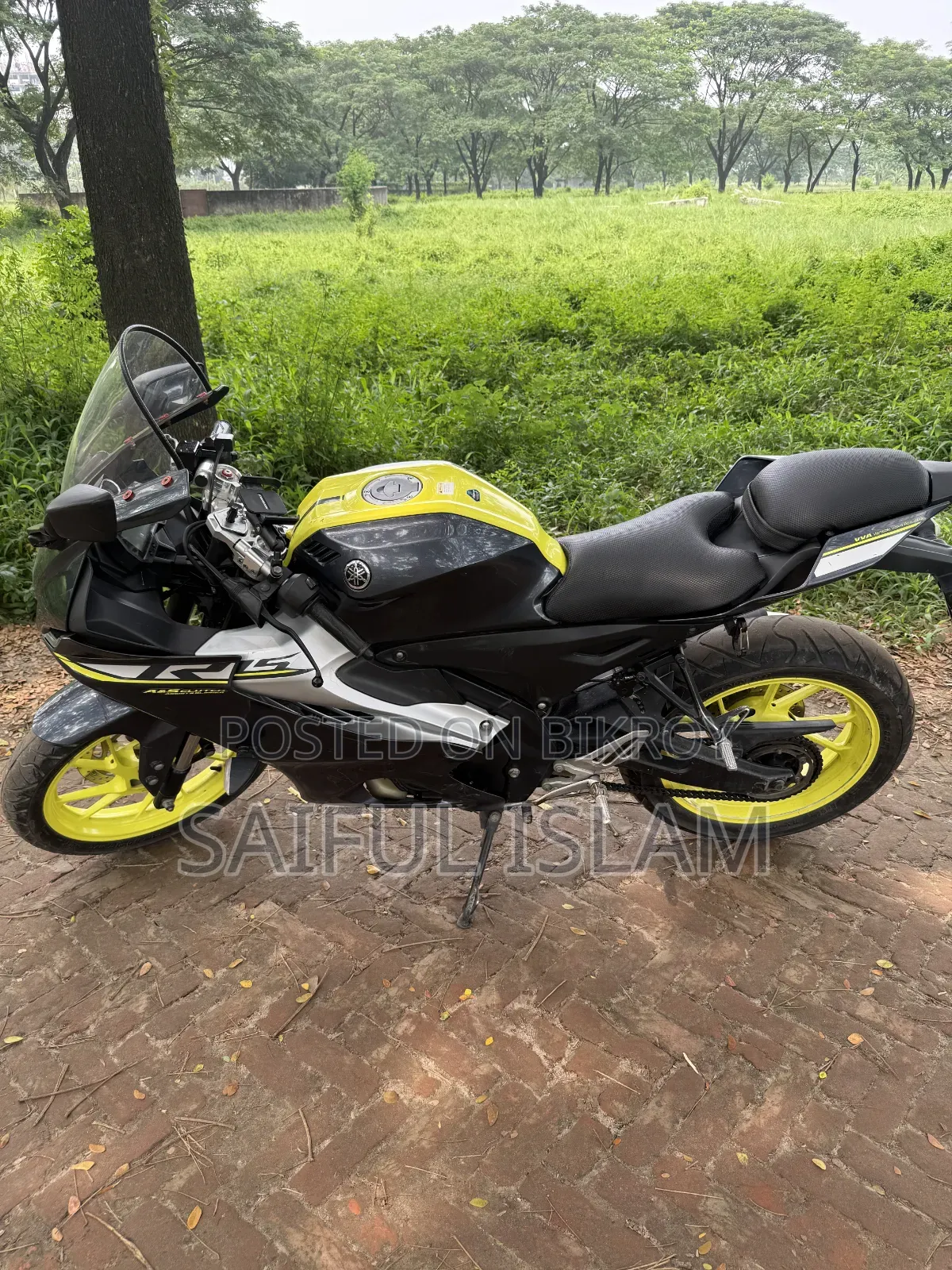 Yamaha R15M 2023 Gray