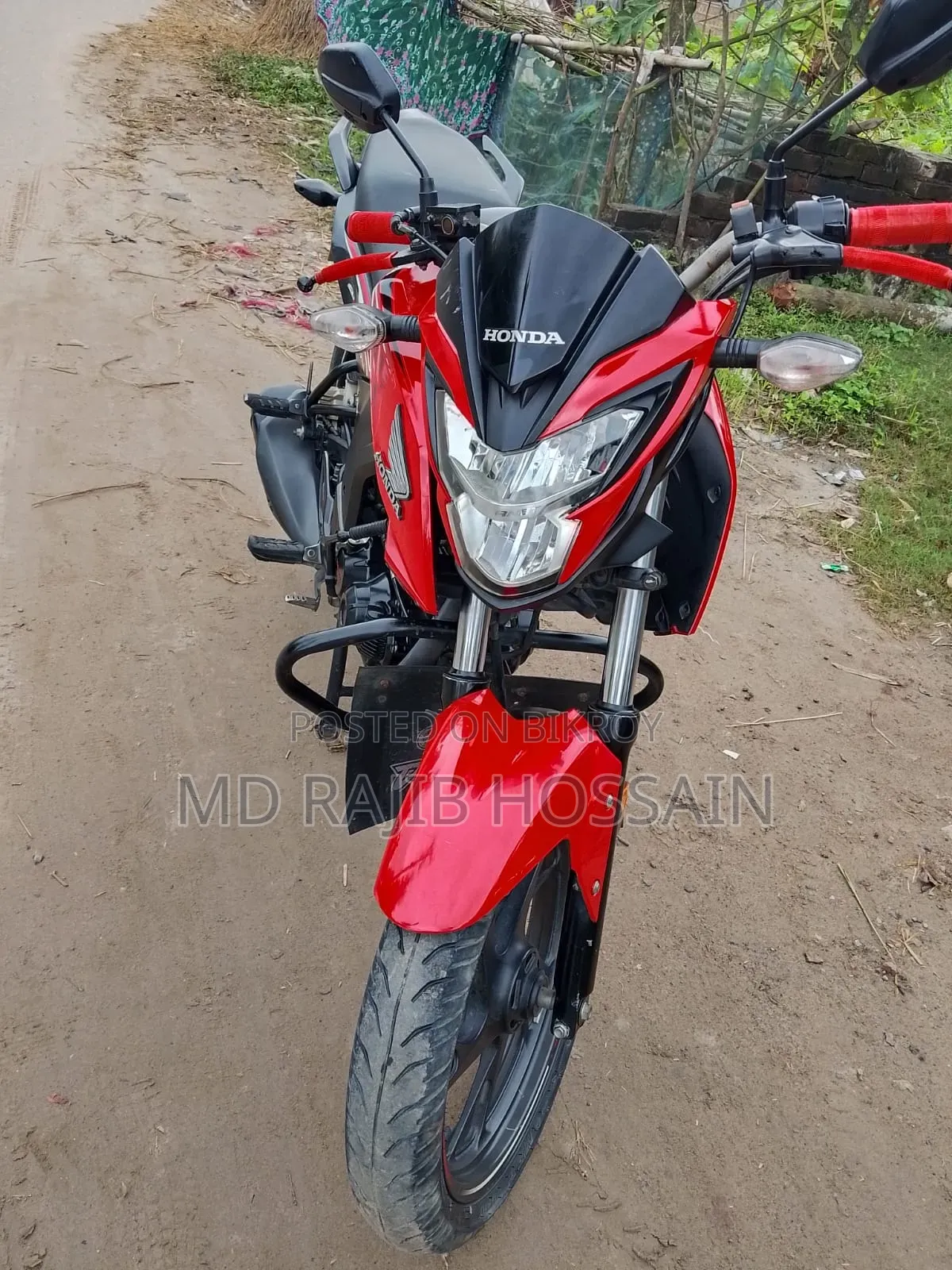 Honda Hornet 2022 Red