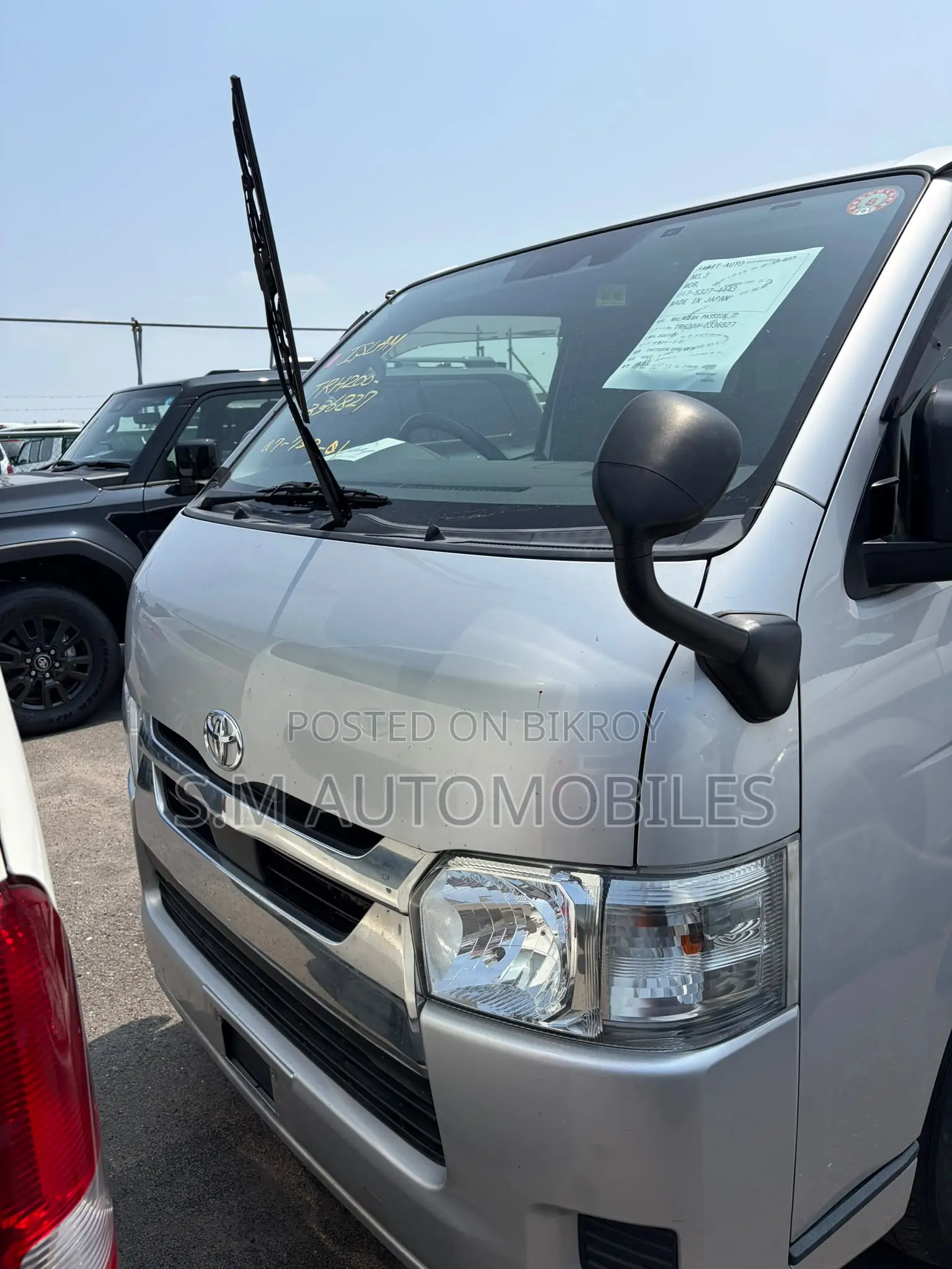 Toyota HiAce 2021 Silver