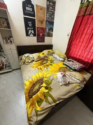 Bed Queen Size