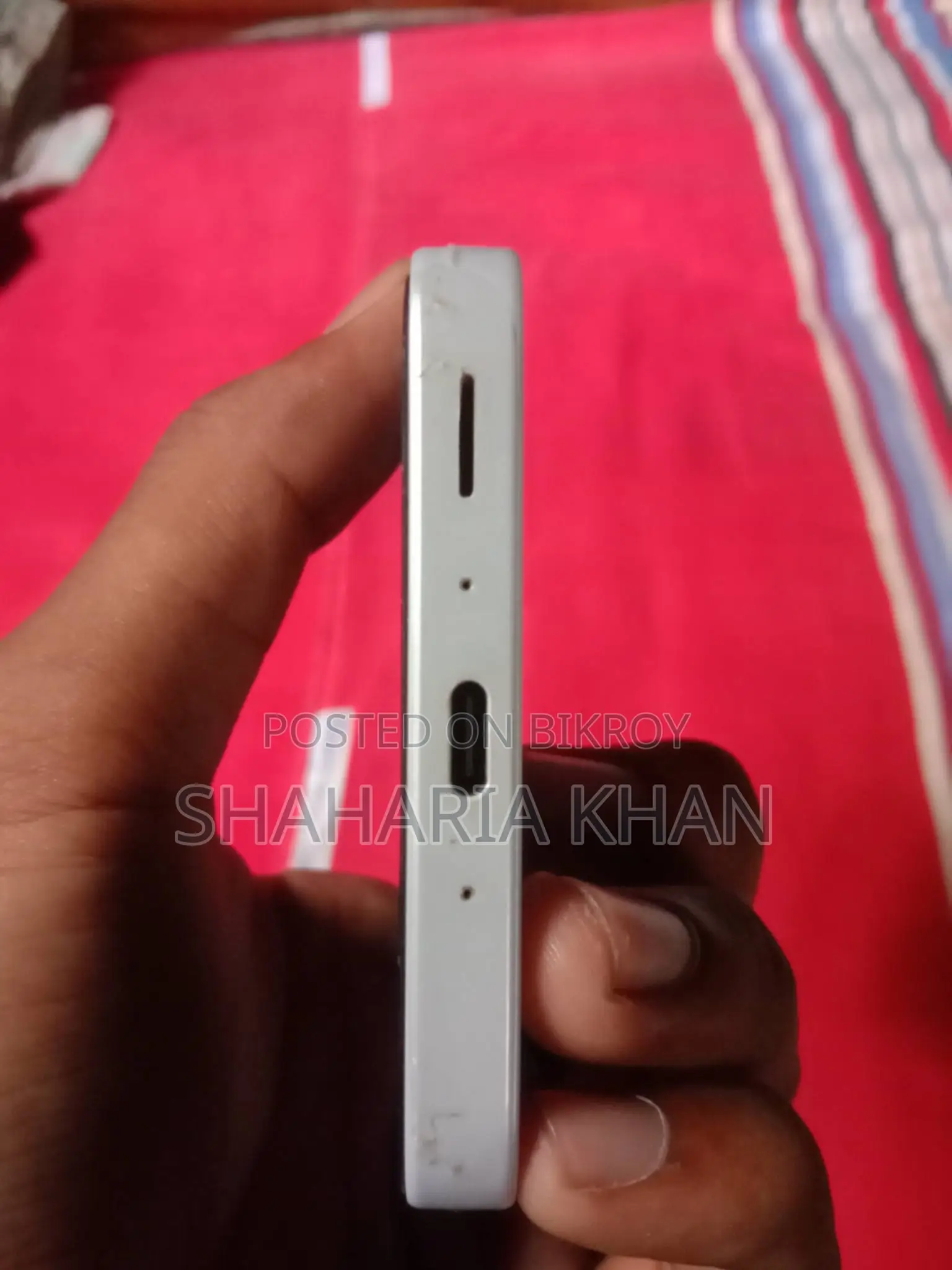 স্যামসাং গ্যালাক্সি এ৩৫ ১২৮ জিবি হোয়াইট