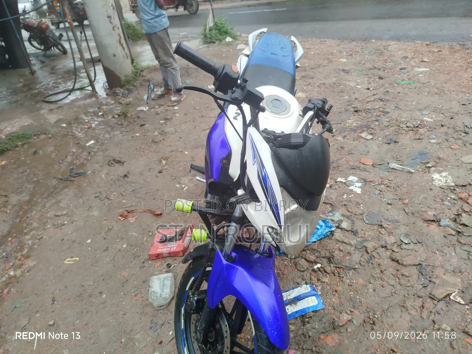 লিফান ১৫০সিসি ২০১৫ হোয়াইট