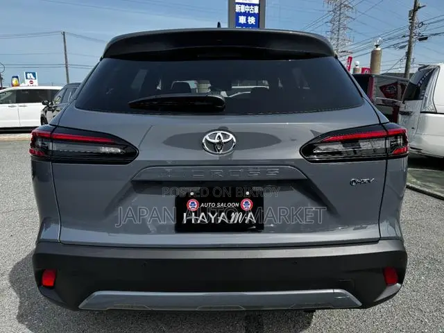 Toyota Corolla Cross 2026 Gray