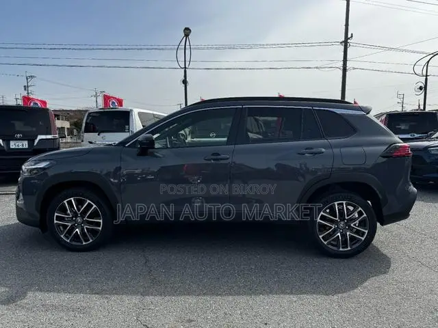 Toyota Corolla Cross 2026 Gray