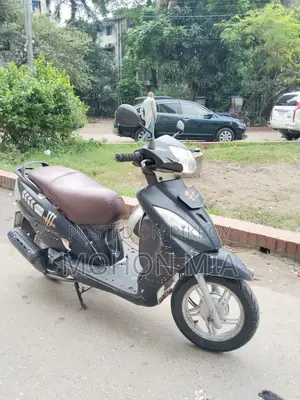 TVS Wego 2014 White
