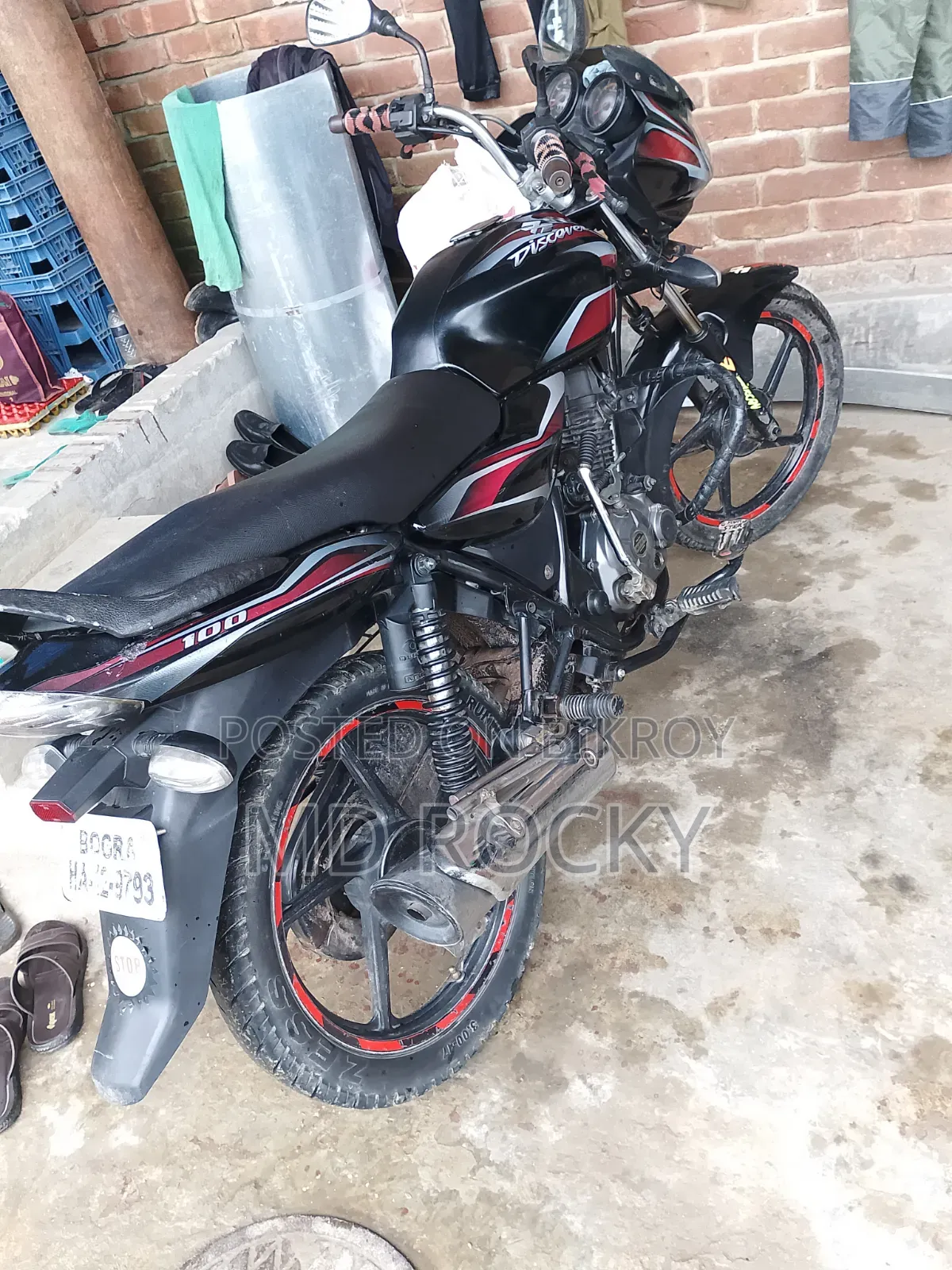 Bajaj Discover 100 2012 Black
