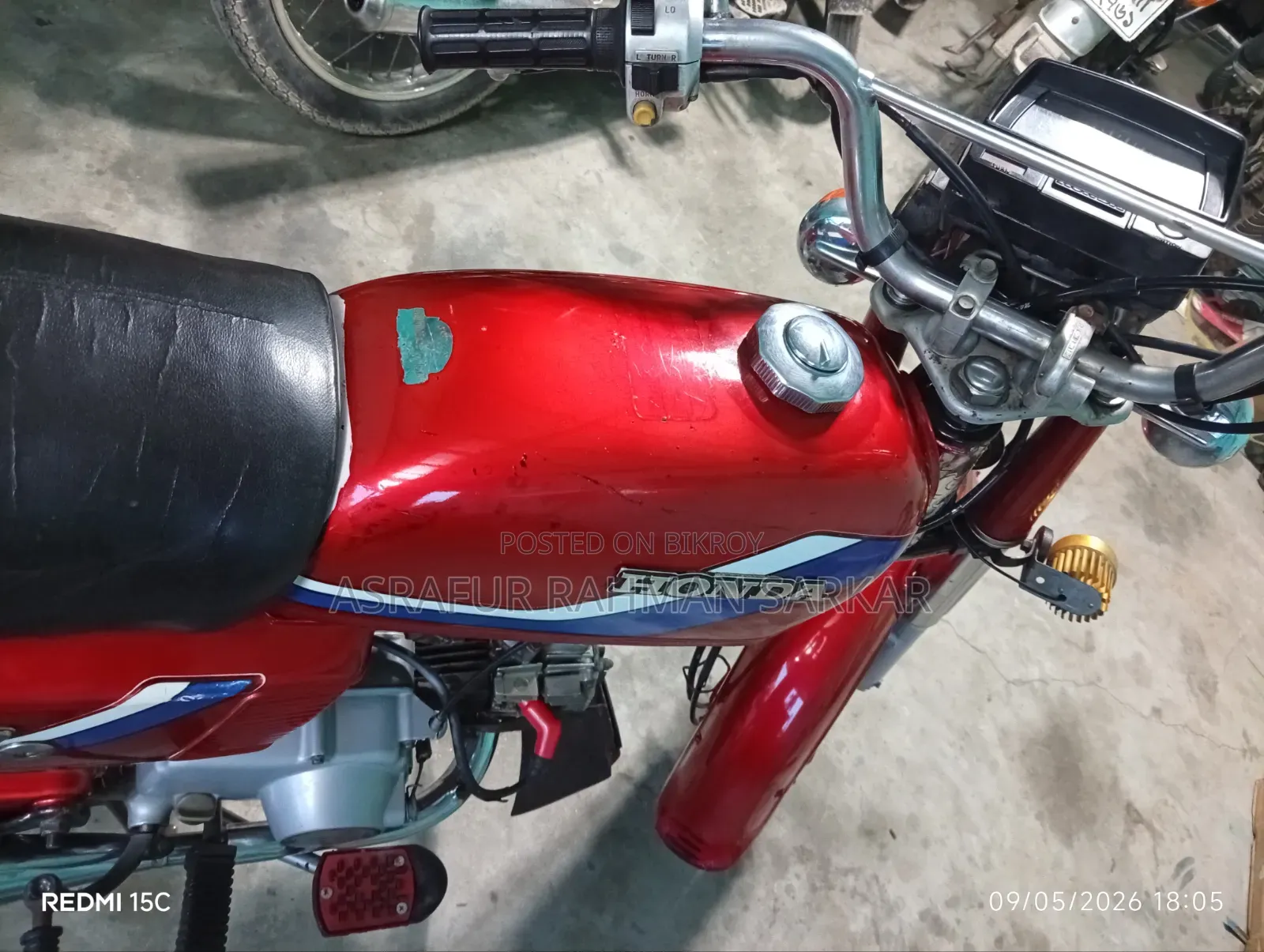 Honda 1999 Red