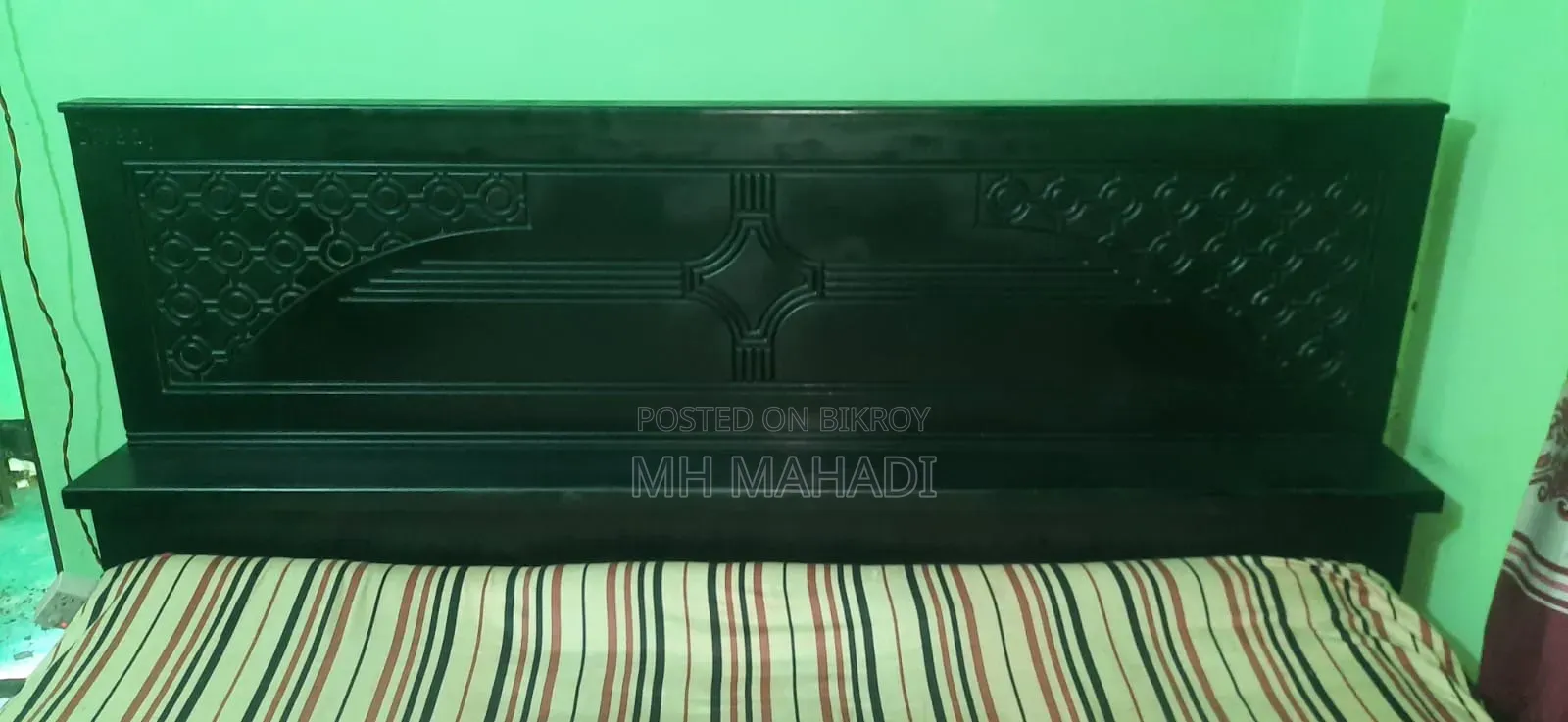 খাট বিক্রি করা হবে