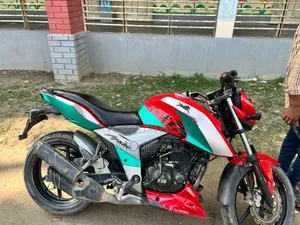 TVS Apache RTR 160 4V 2021 Red