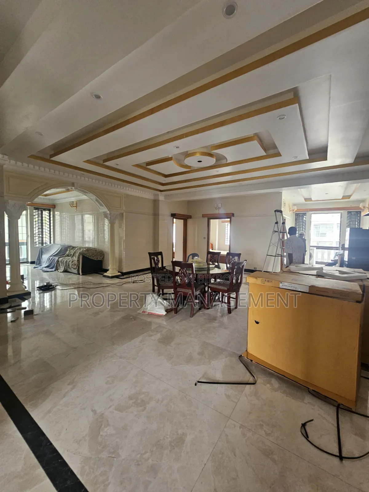 Un Furnished Office Space Ren Gulshan