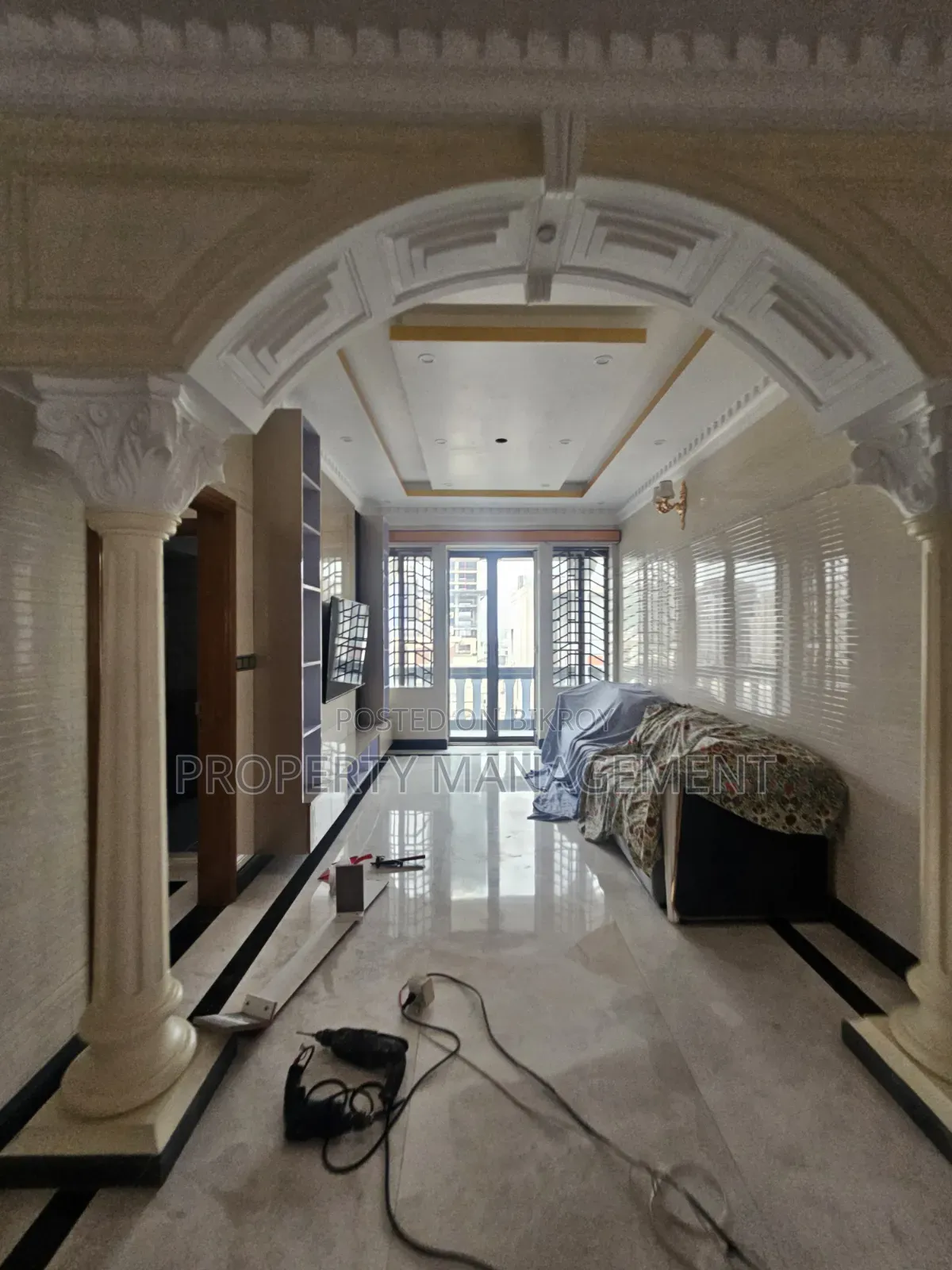 Un Furnished Office Space Ren Gulshan