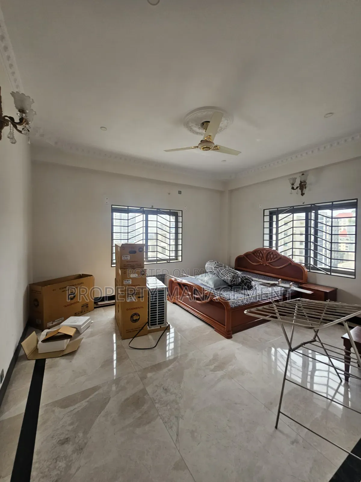 Un Furnished Office Space Ren Gulshan
