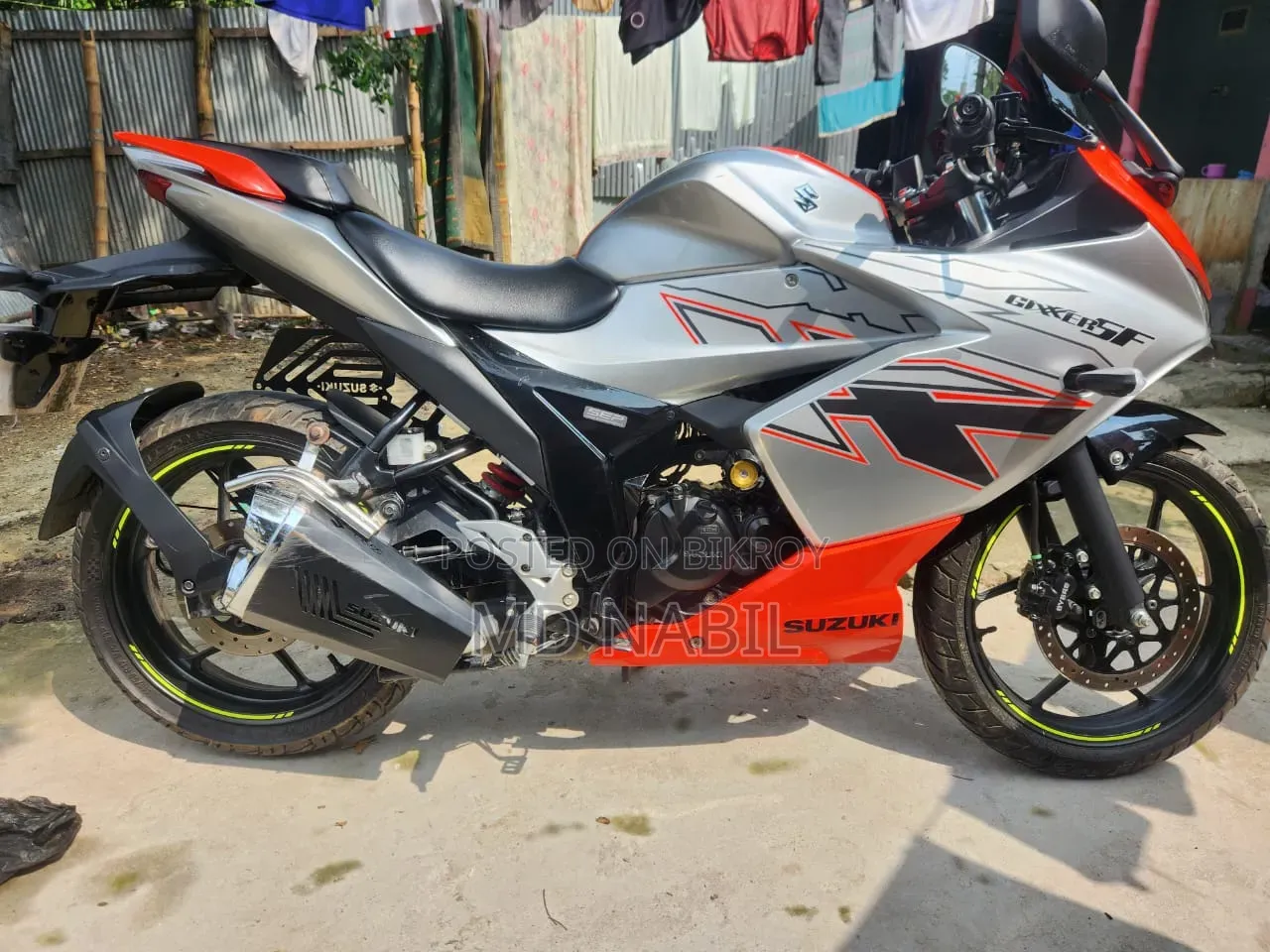 Suzuki Gixxer SF 2025 Orange