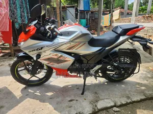Suzuki Gixxer SF 2025 Orange