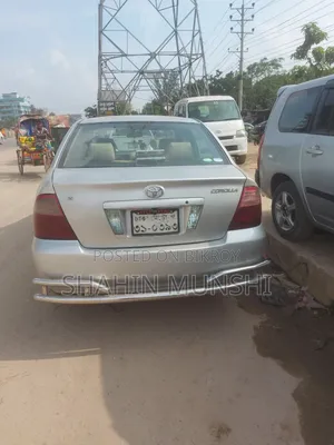 Toyota Corolla 2004 Silver